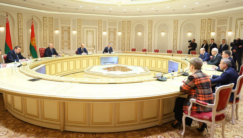 В Минске прошла рабочая встреча Александра Лукашенко и Александра Цыбульского